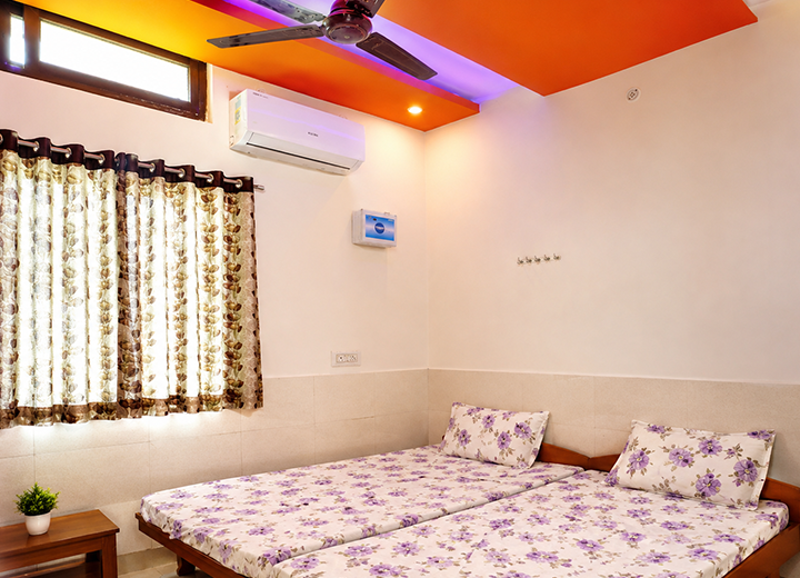 AC room with double bed facility